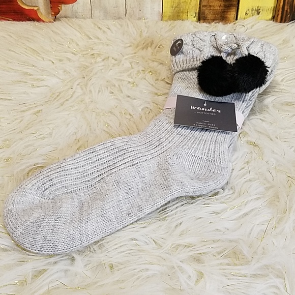 Wander Accessories - Wander Slipper Socks